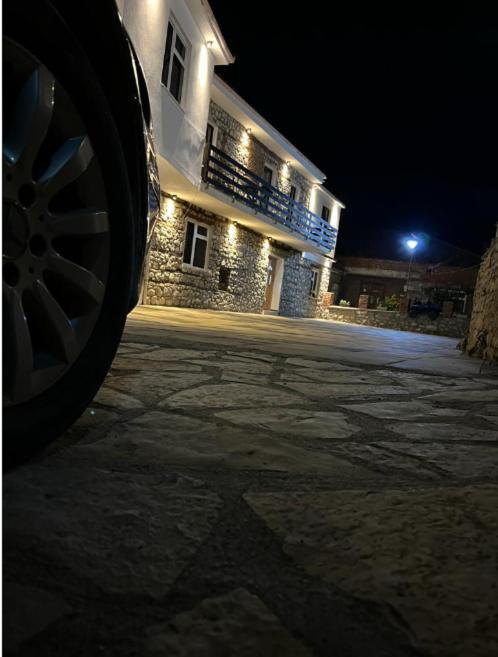 Vila Ndrio Tushemisht Buitenkant foto